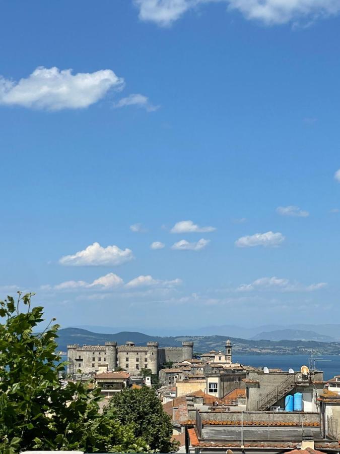 A Due Passi Dal Castello - Appartamento Con Vista Bracciano  Exterior photo